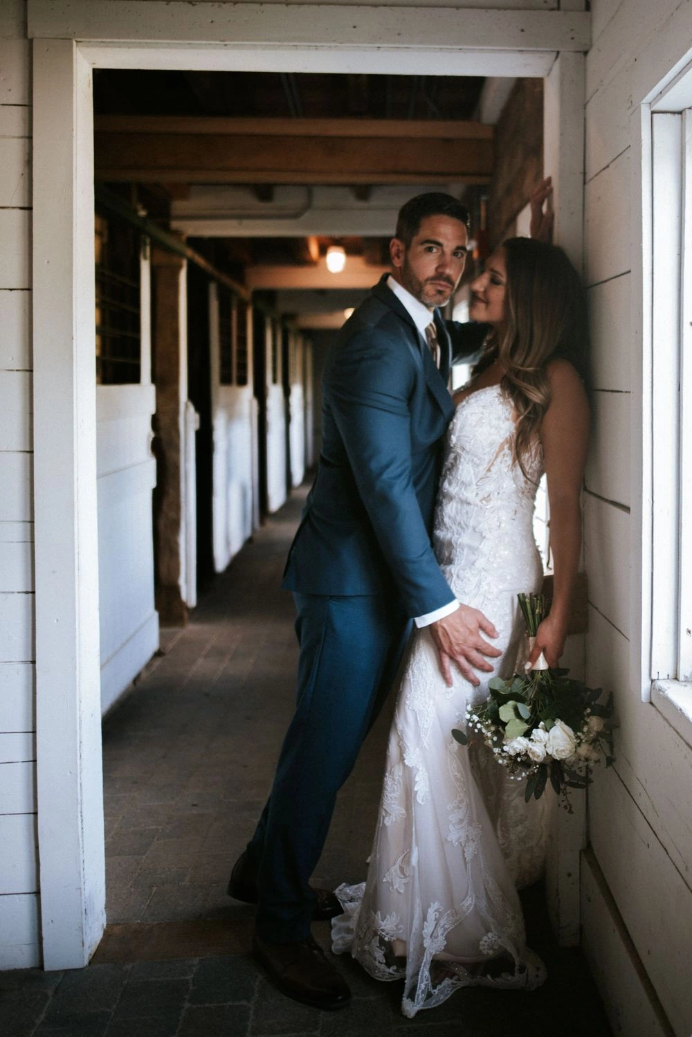 Dostal Digital wedding photography example in the True-to-Color + Natural style