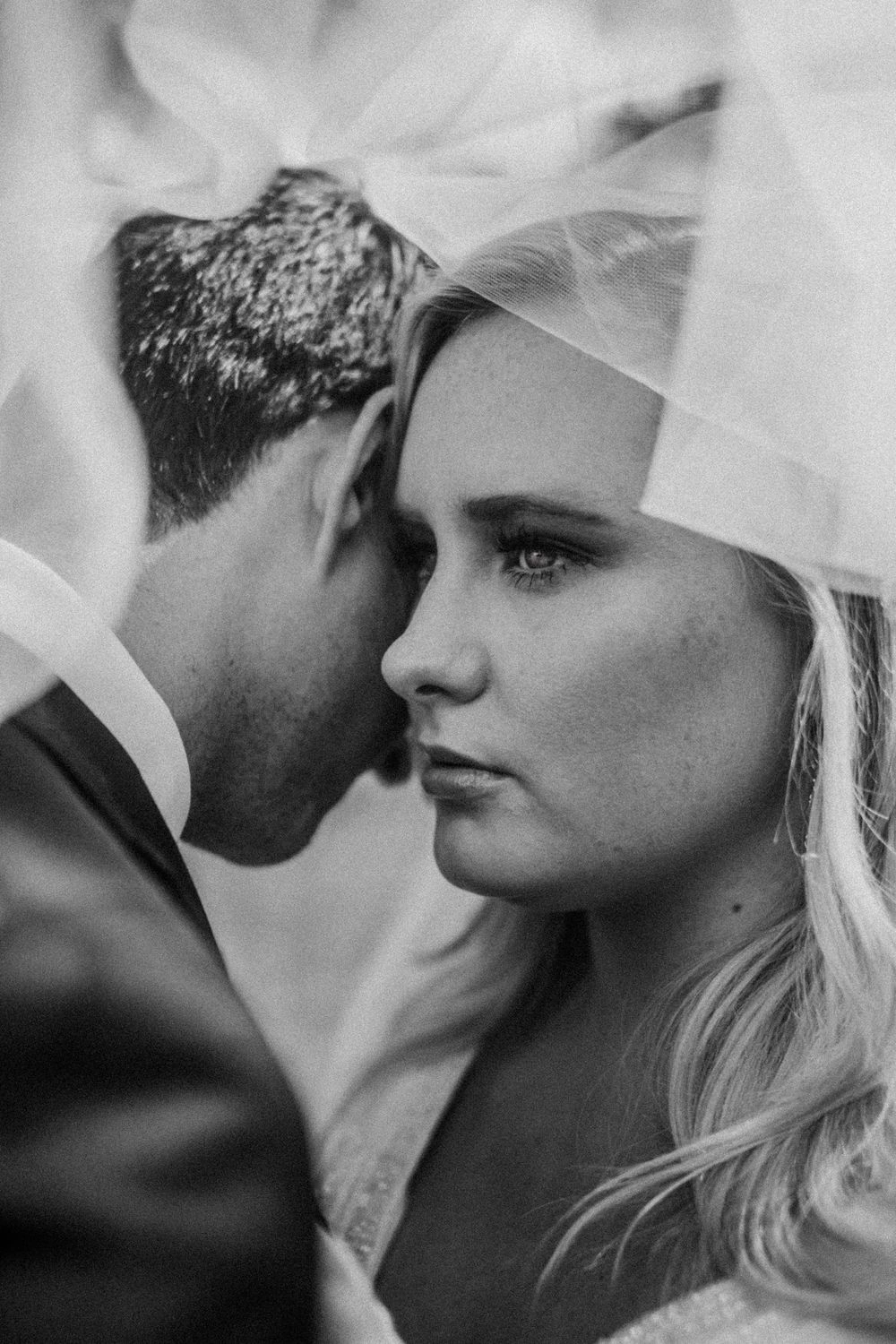 Dostal Digital wedding photography example in the 35mm Film + Film-Inspired + Nostalgic style