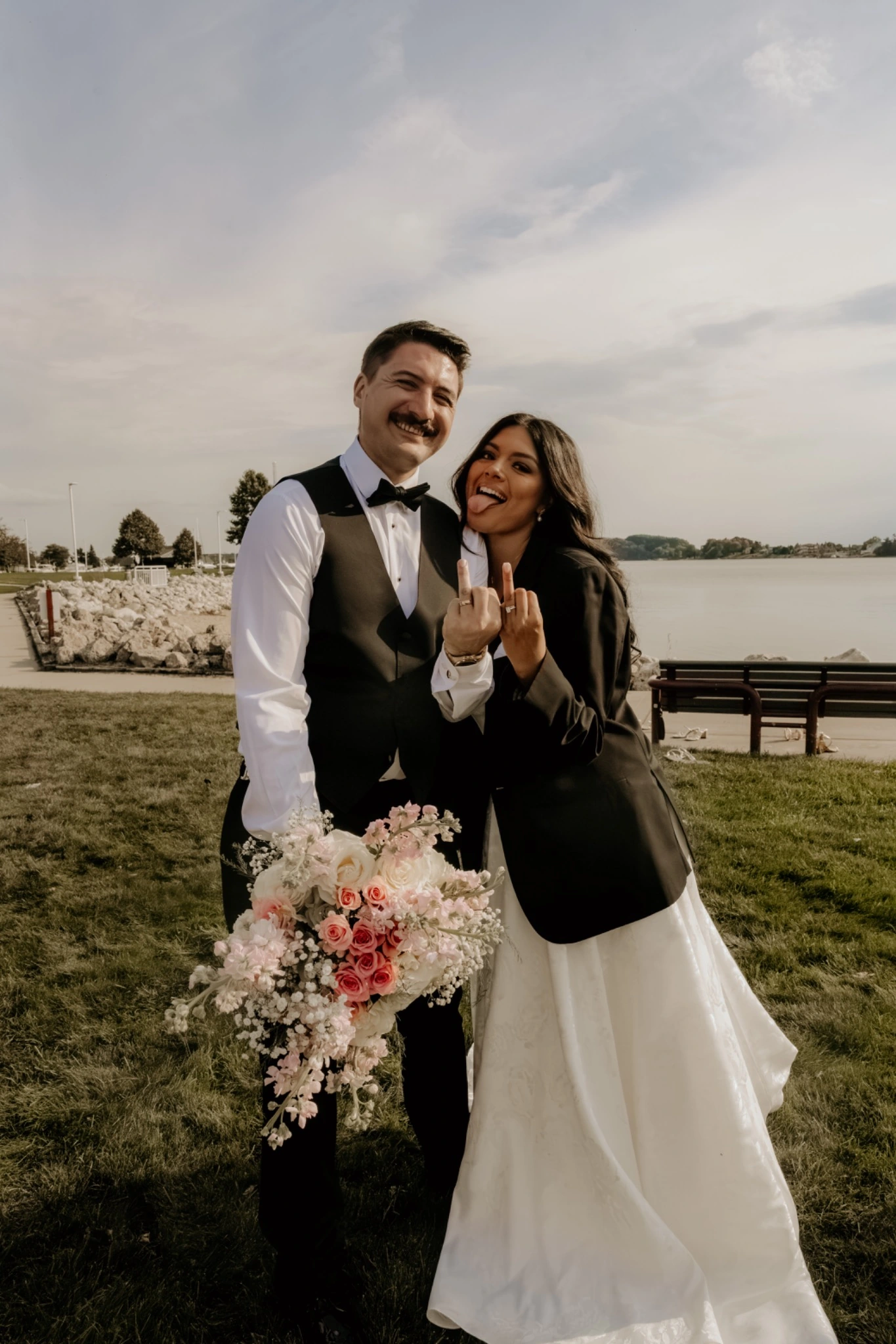 Dostal Digital wedding photography example in the 35mm Film + Film-Inspired + Nostalgic style